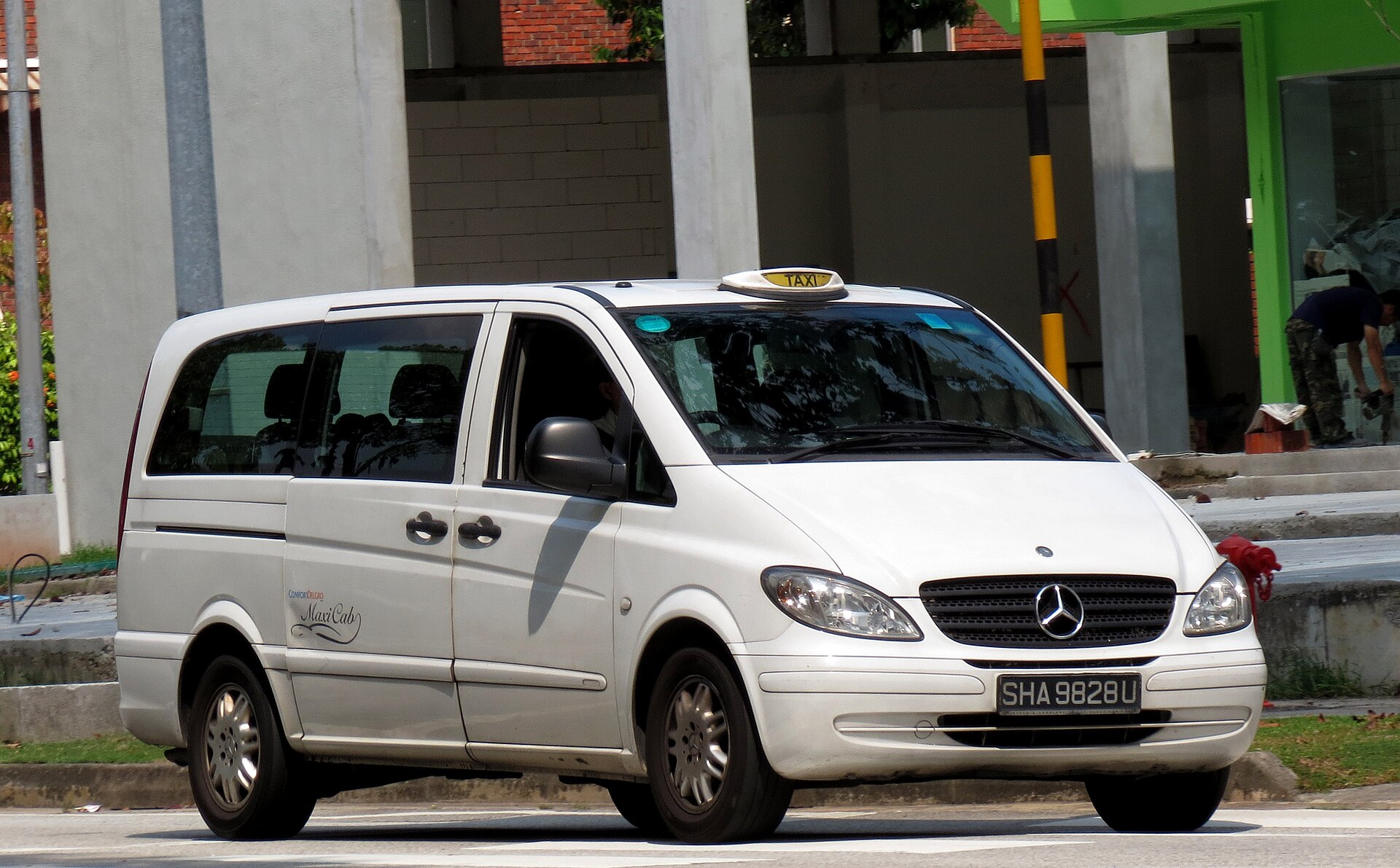 Private transfer vehicle at the Barcelona cruise terminal